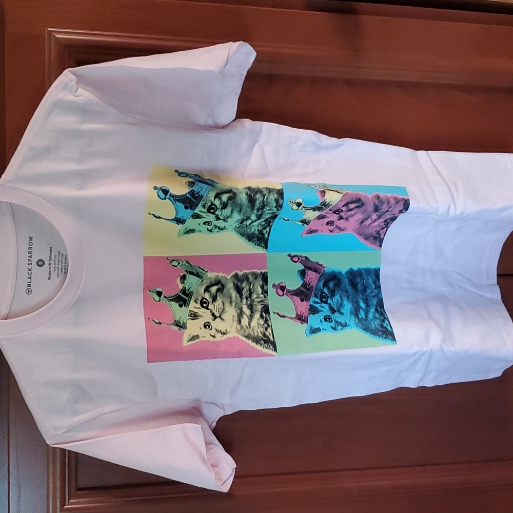 Kitten with crowns T- shirt